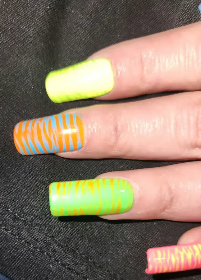 Handmade press-on nail set 2